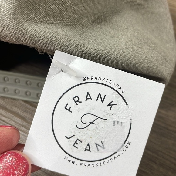 NWT Grey/Beige Frankie & Jean ‘Local’ Canvas Trucker Hat - Picture 6 of 9